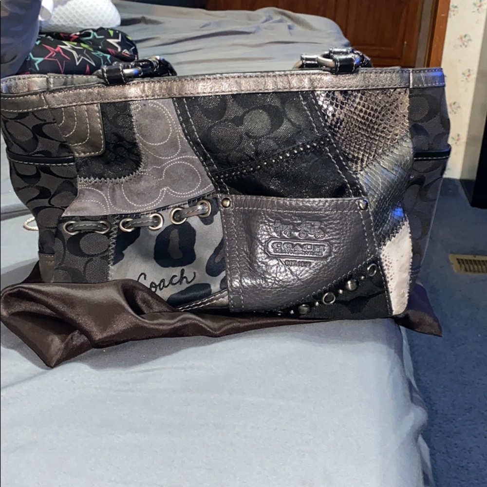 Couch purse